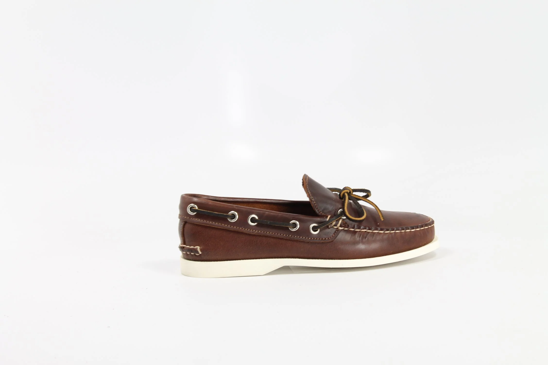 W CANOE SHOE (SOLE DEFECT)