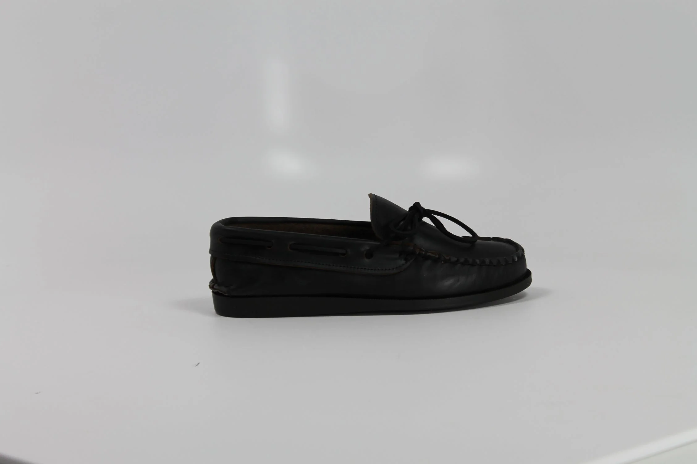 W CANOE SHOE