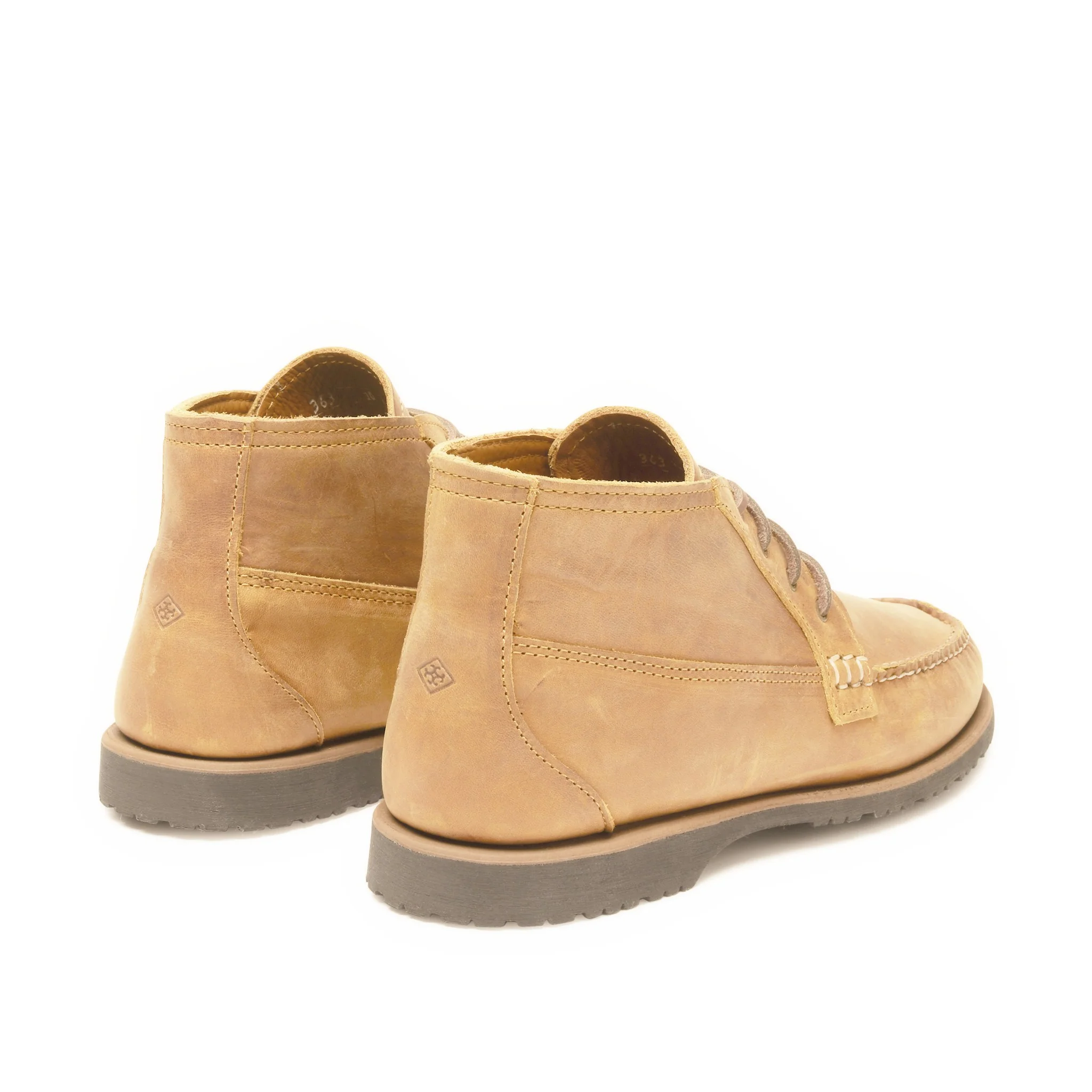 In Stock Men’s Telos Chukka: Capetown Trail Mini Lug Outsole - Image 4